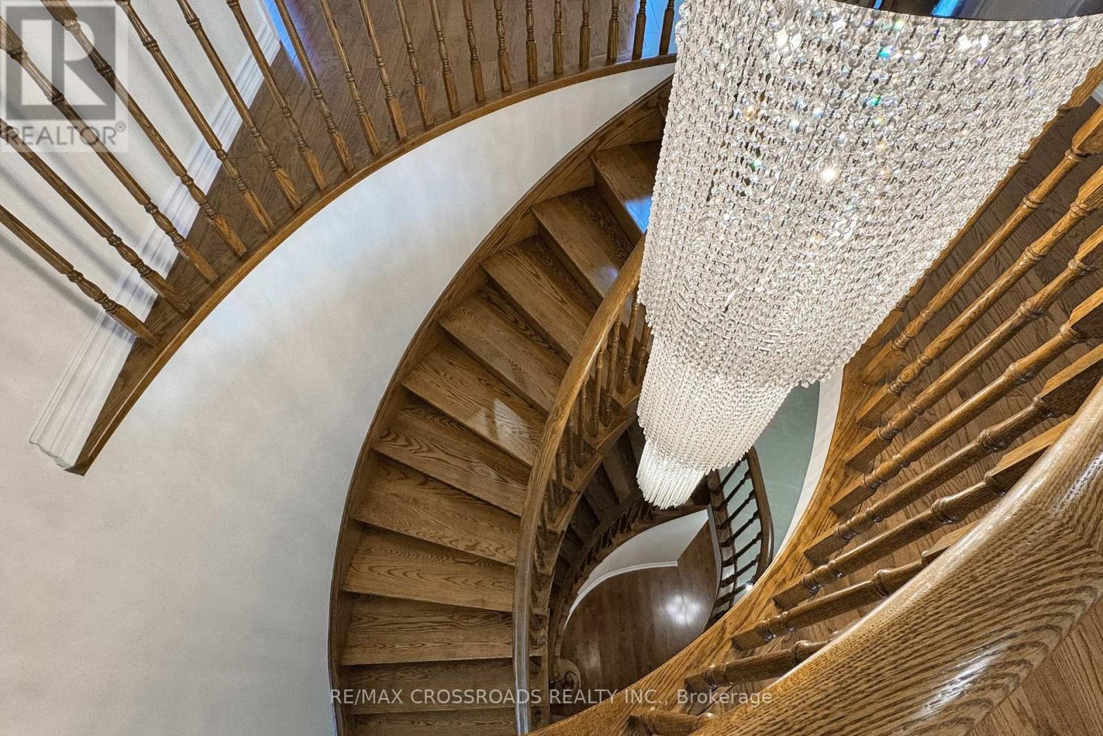 58 Cosmic Drive, Toronto, Ontario  M3B 3G2 - Photo 17 - C12373666