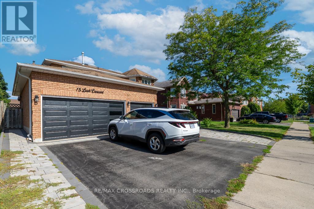 15 Leah Crescent, Ajax, Ontario  L1T 3J2 - Photo 3 - E12370866