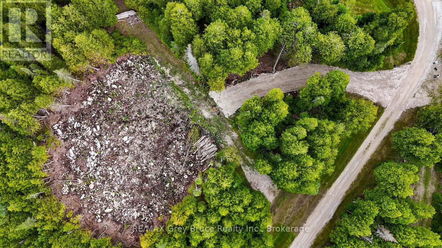 128 Devils Glen Road, Northern Bruce Peninsula, Ontario  N0H 2T0 - Photo 10 - X12373714