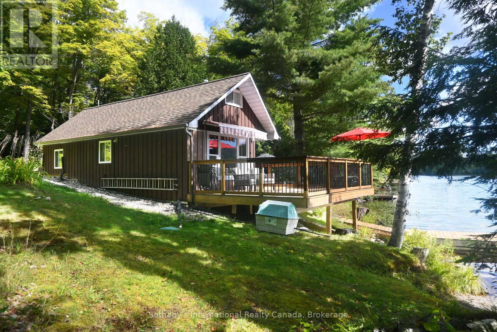 28 Pinewood Road, Mcdougall, Ontario  P2A 2W7 - Photo 2 - X12373765