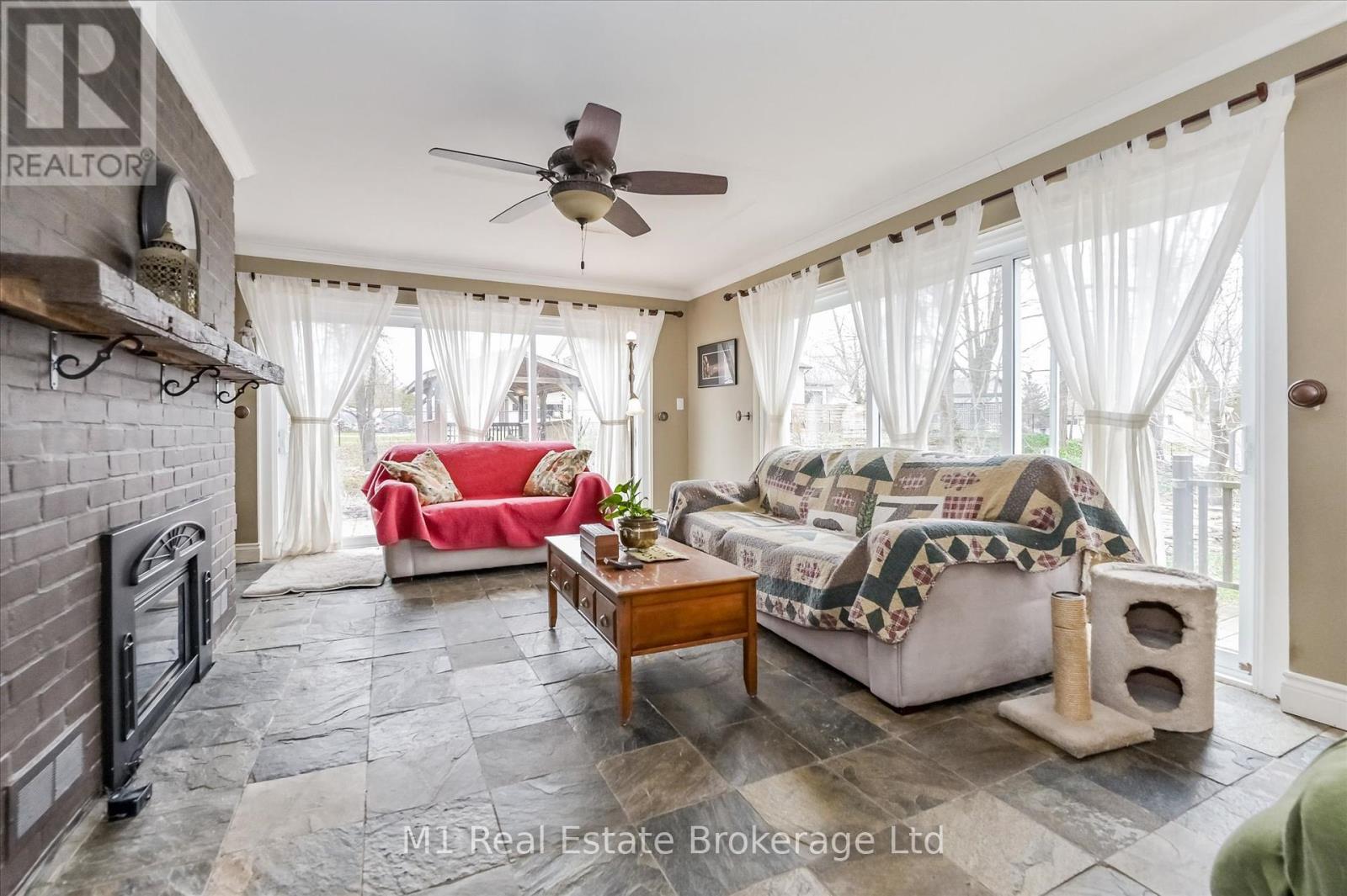 119 John Street W, North Huron, Ontario  N0G 2W0 - Photo 11 - X12373857