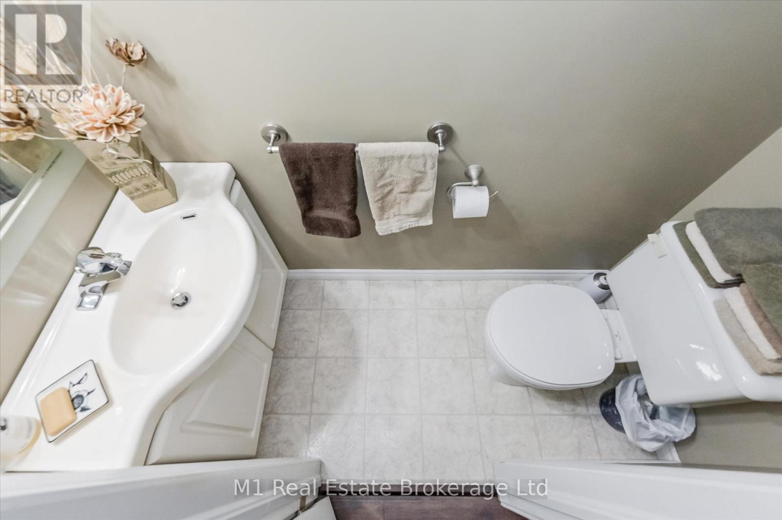 119 John Street W, North Huron, Ontario  N0G 2W0 - Photo 14 - X12373857