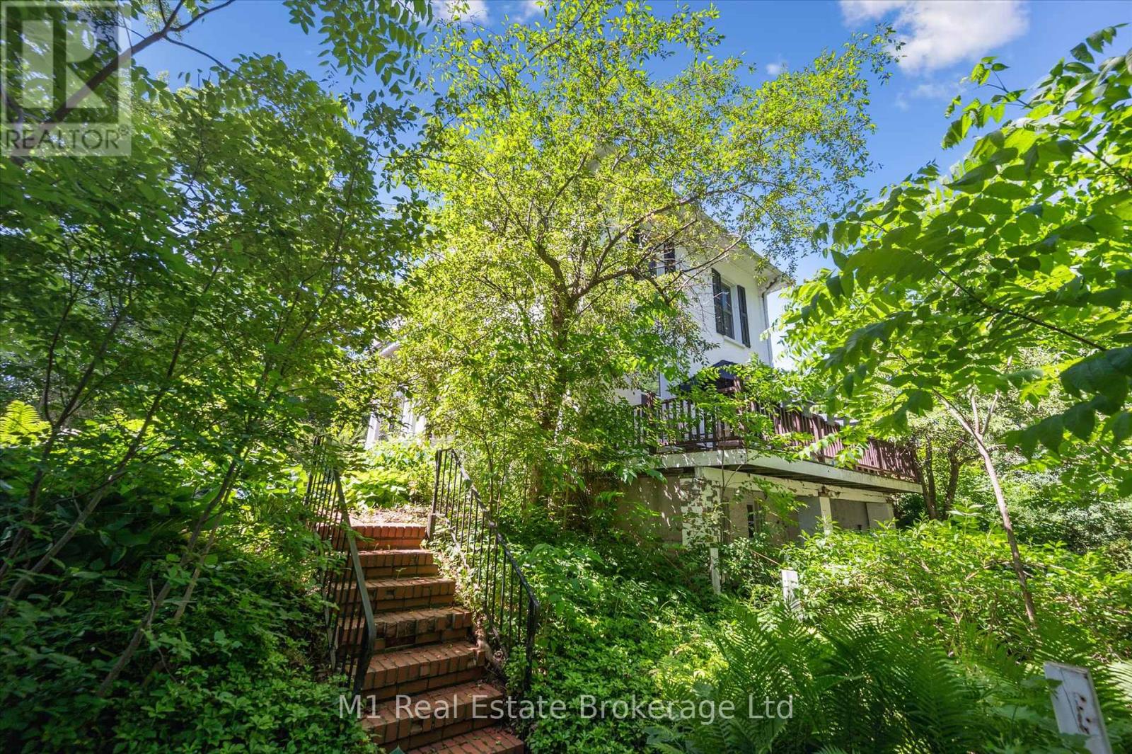 119 John Street W, North Huron, Ontario  N0G 2W0 - Photo 32 - X12373857