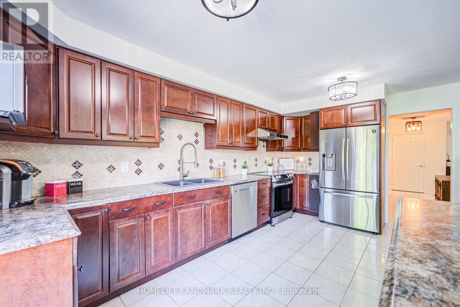 1925 Pine Grove Avenue, Pickering, Ontario  L1V 6R4 - Photo 17 - E12373620
