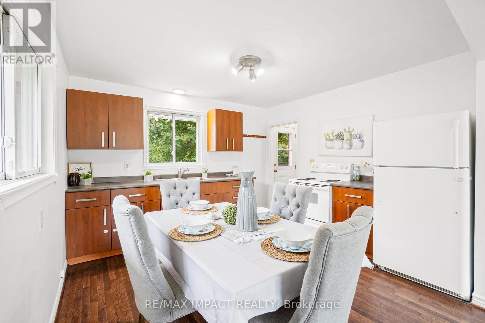 447 Campbell Street, Cobourg, Ontario  K9A 4C3 - Photo 19 - X12373724