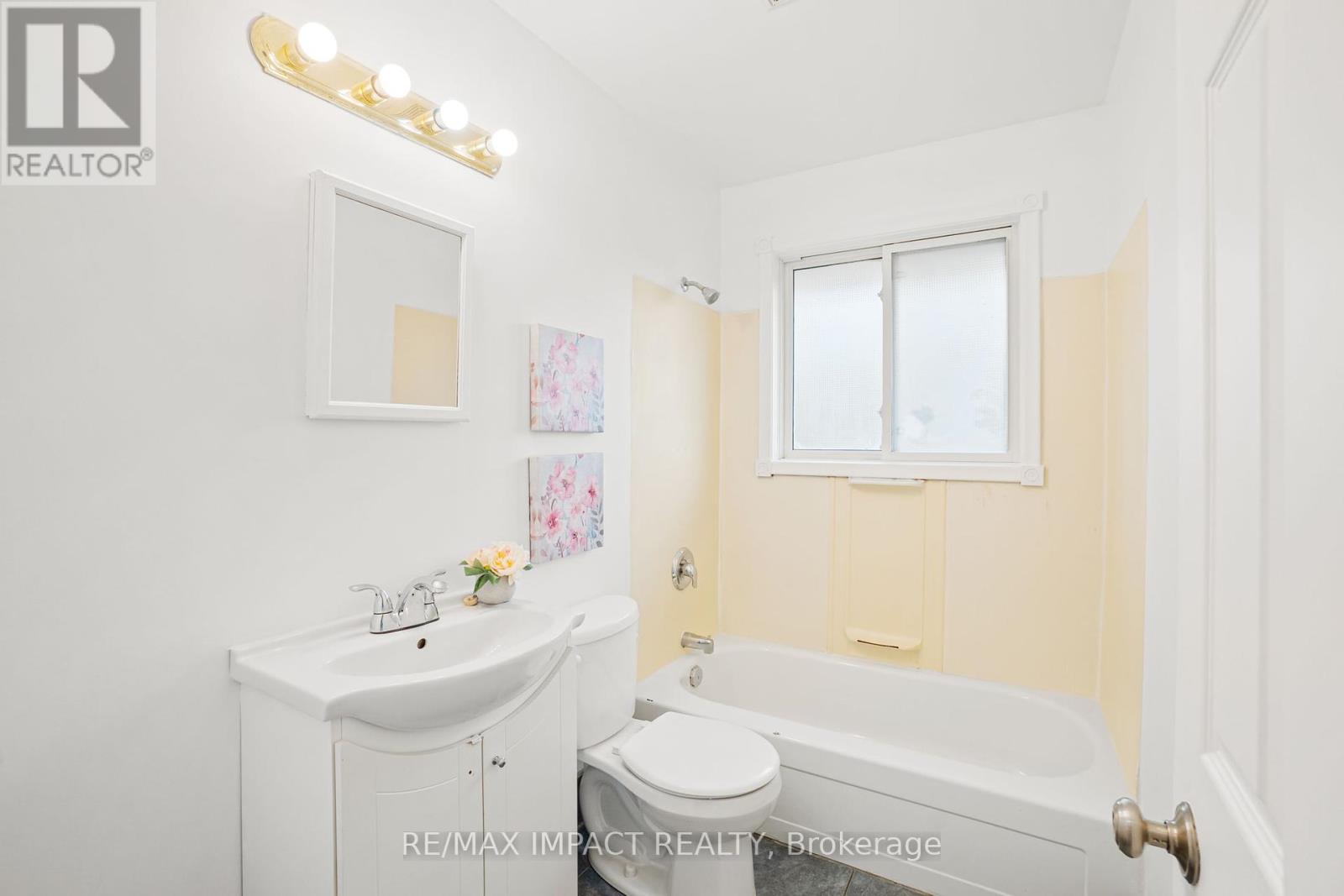 447 Campbell Street, Cobourg, Ontario  K9A 4C3 - Photo 26 - X12373724