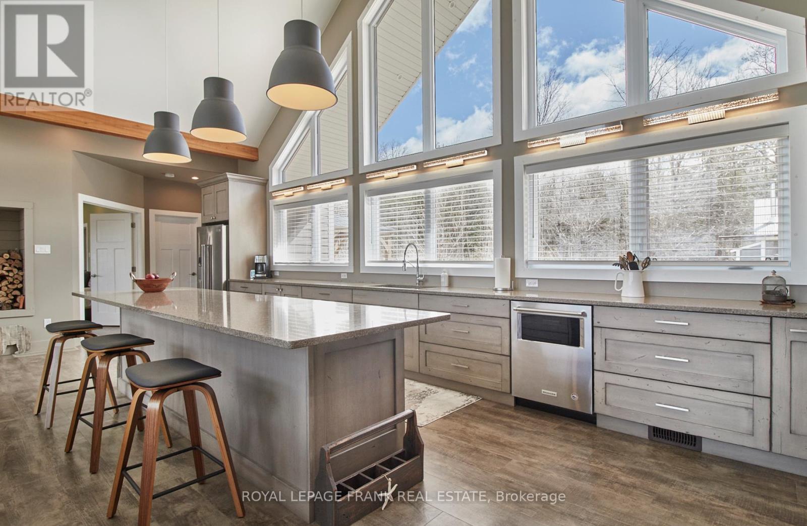 2269 Mccracken's Landing Road, Douro-Dummer, Ontario  K0L 2H0 - Photo 11 - X12373736