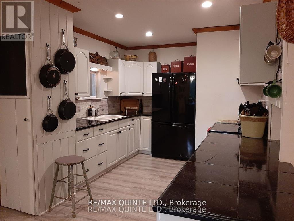 3247 Flinton Road, Addington Highlands, Ontario  K0P 1P0 - Photo 17 - X12373779