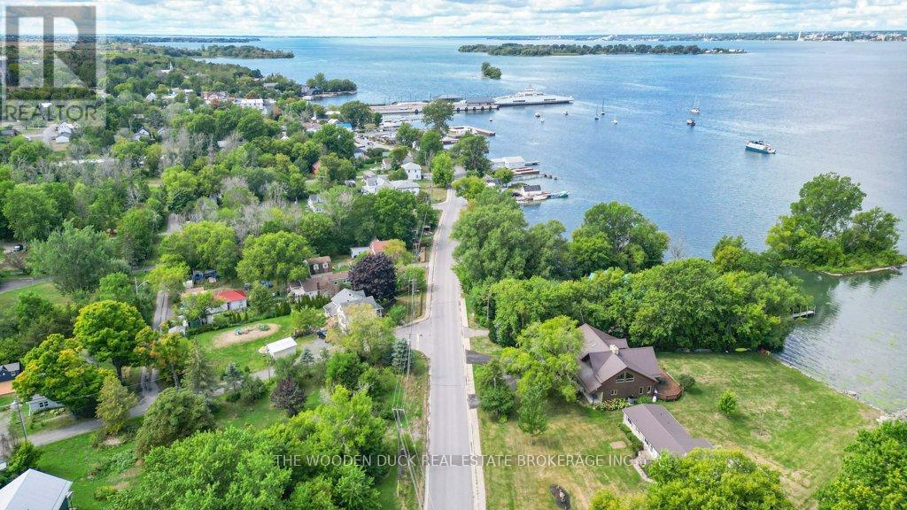 1314 96 Highway, Frontenac Islands, Ontario  K0H 2Y0 - Photo 37 - X12373865