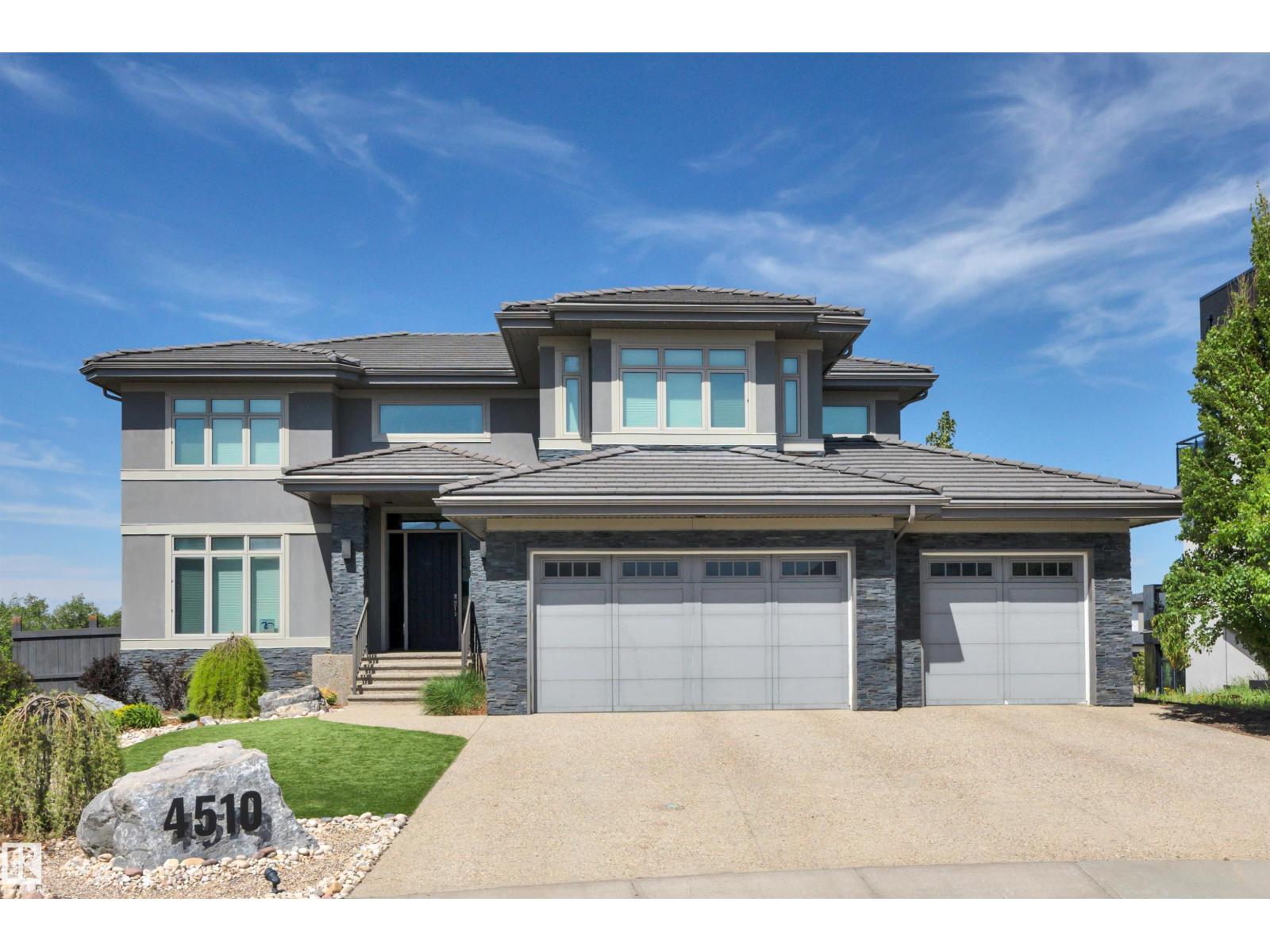 4510 Wingfield Ba Nw, Edmonton, Alberta  T6W 2E1 - Photo 1 - E4455611