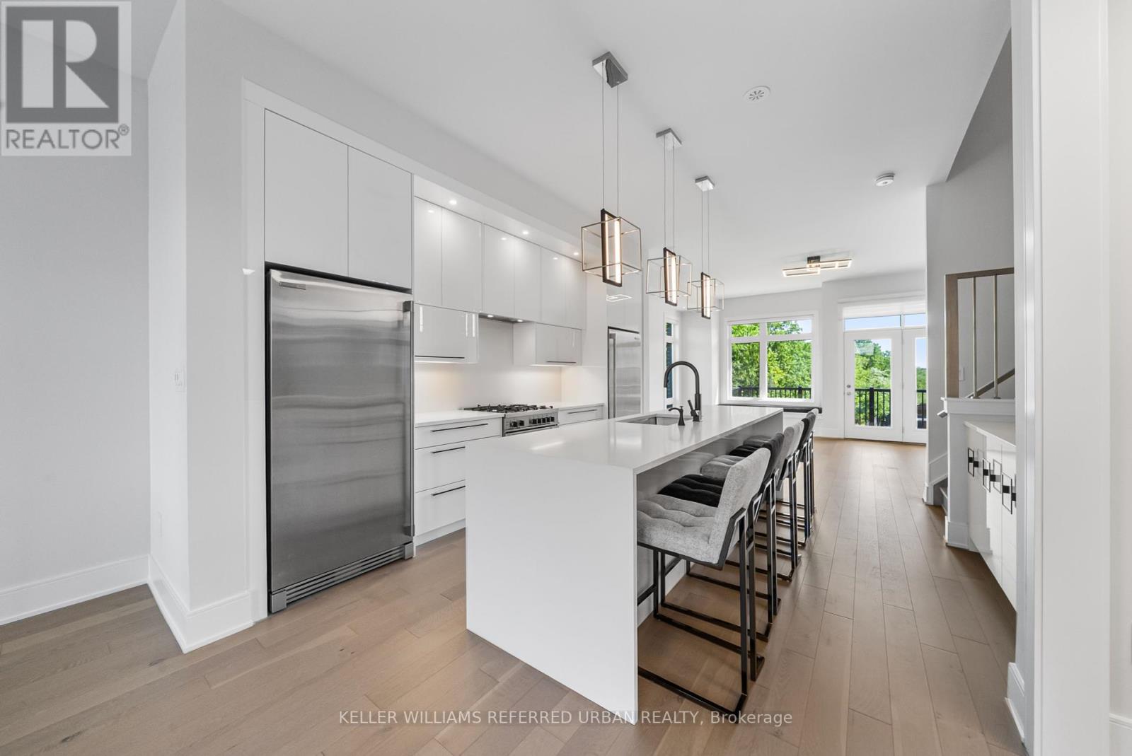 147 Lebovic Campus Drive, Vaughan (Patterson), Ontario  L6A 5A1 - Photo 10 - N12373661