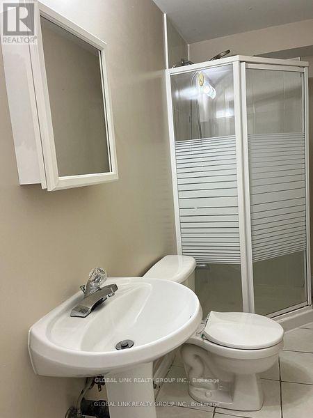 Basement - 166 Valentina Drive, Markham, Ontario  L3R 4R8 - Photo 4 - N12373672