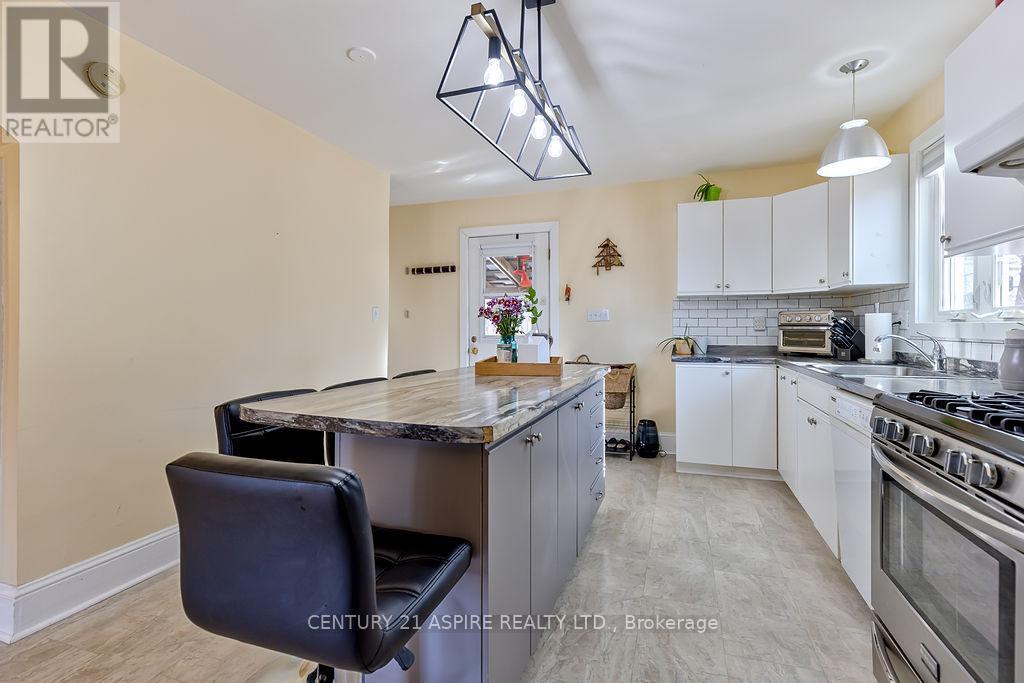 13314 60 Highway, North Algona Wilberforce, Ontario  K0J 1X0 - Photo 6 - X12373907