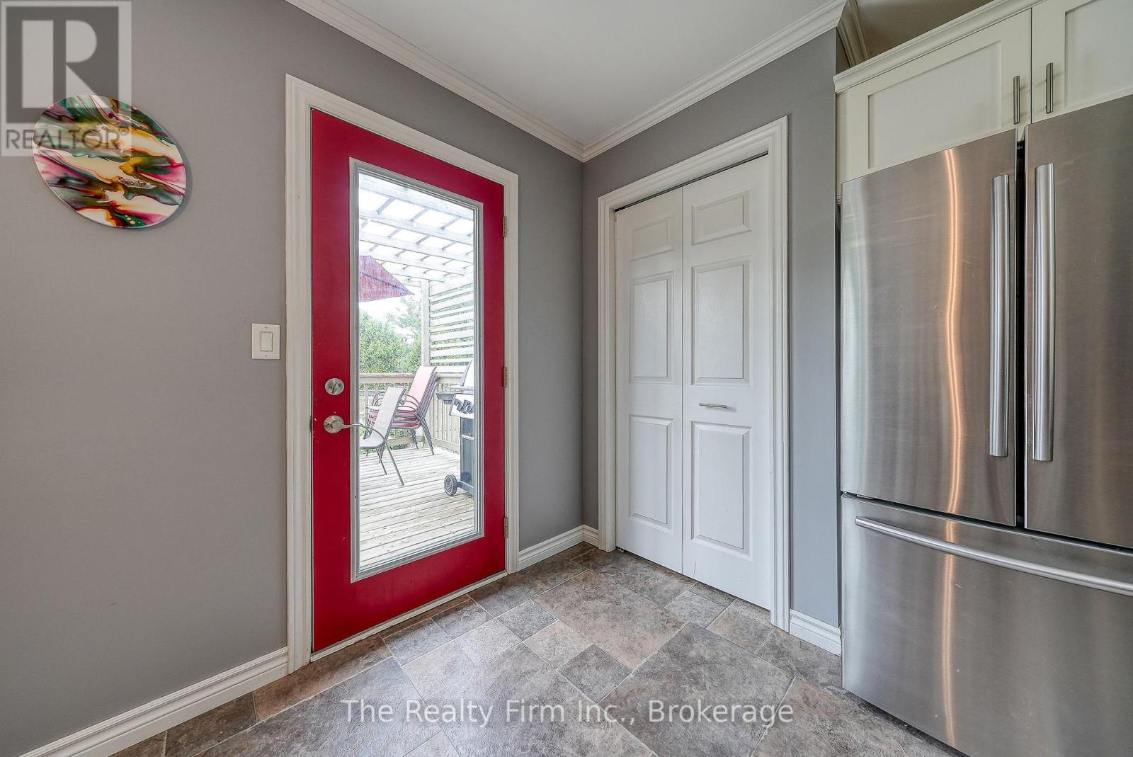 4 Kerr Crescent, Ingersoll, Ontario  N5C 4H2 - Photo 28 - X12373760