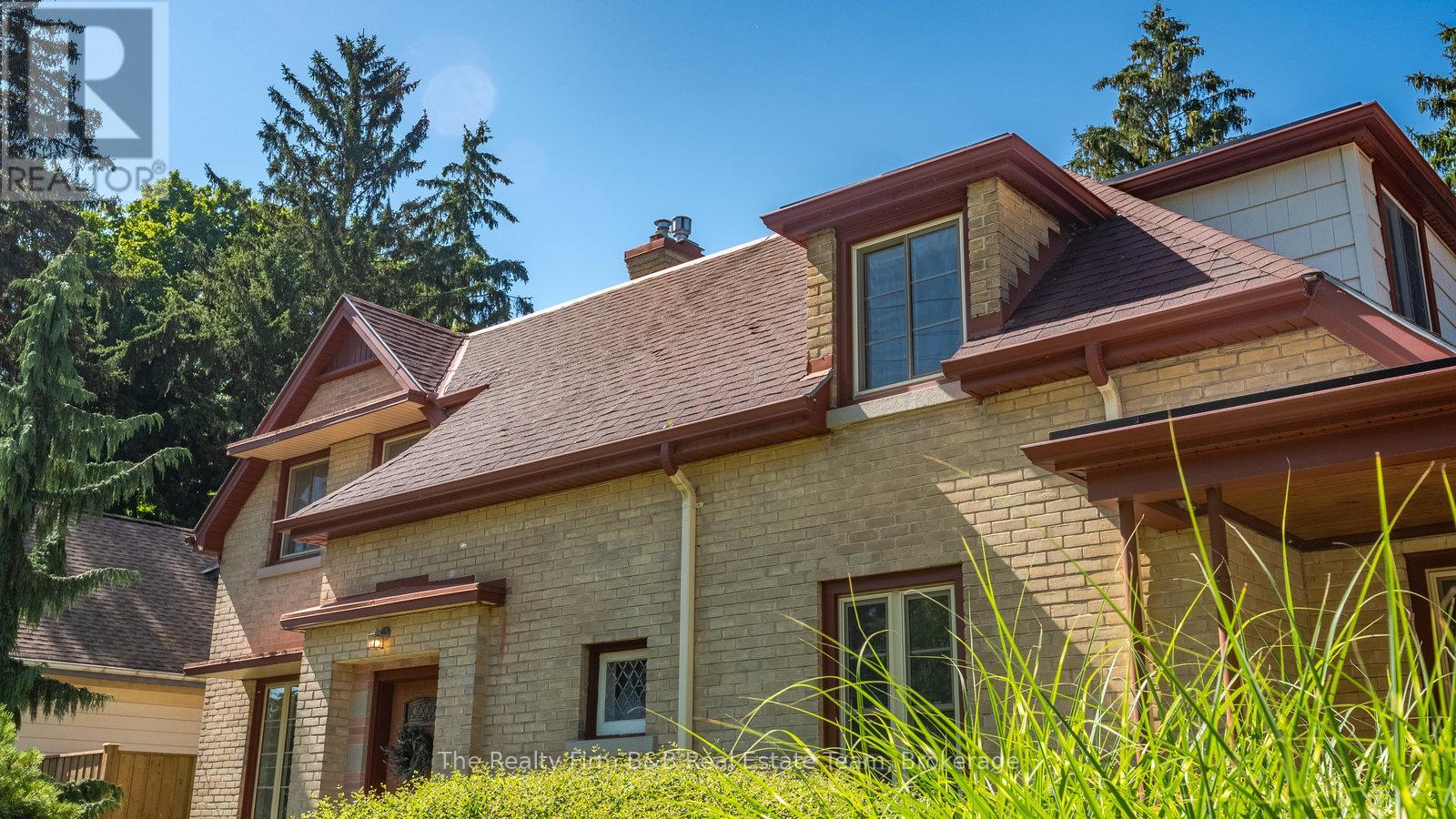 459 Devonshire Avenue, Woodstock, Ontario  N4S 5P5 - Photo 5 - X12373838