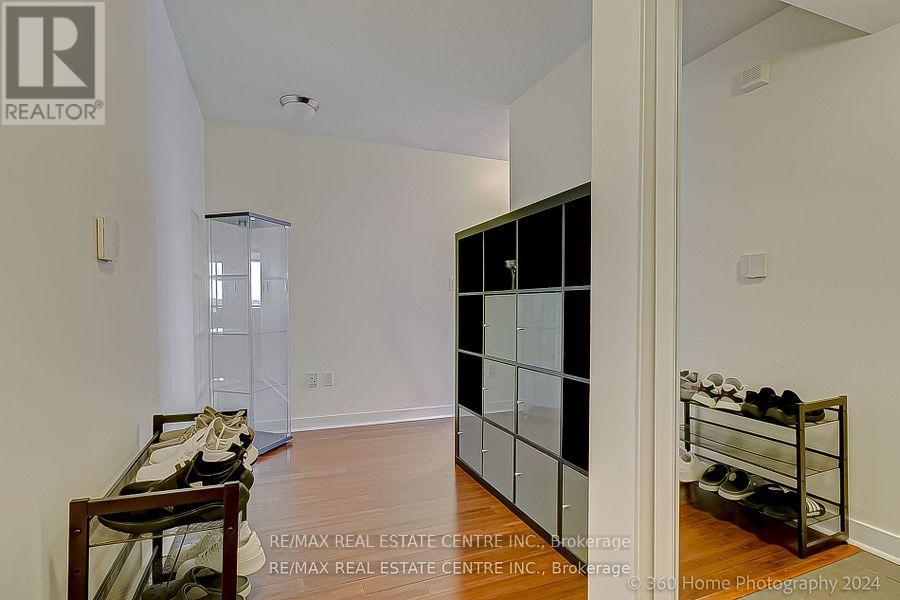1510 - 15 Fort York Boulevard, Toronto, Ontario  M5V 3Y4 - Photo 6 - C12363738