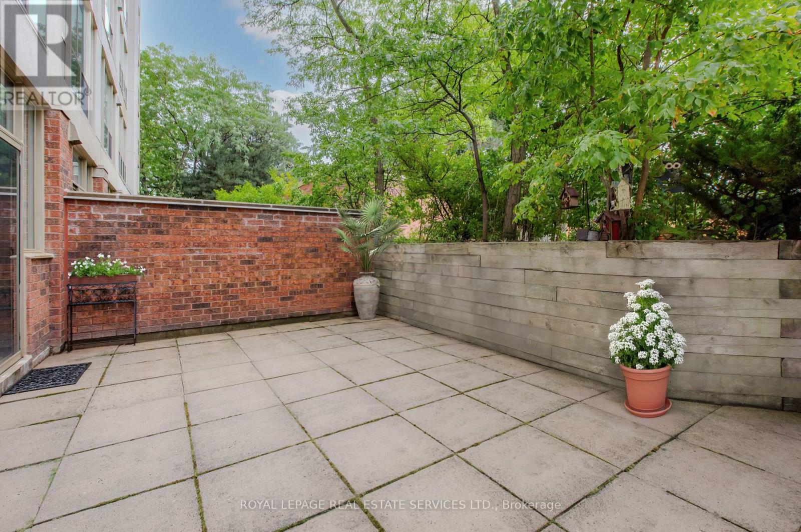 111 - 1110 Walden Circle, Mississauga (Clarkson), Ontario  L5J 4R3 - Photo 28 - W12373507