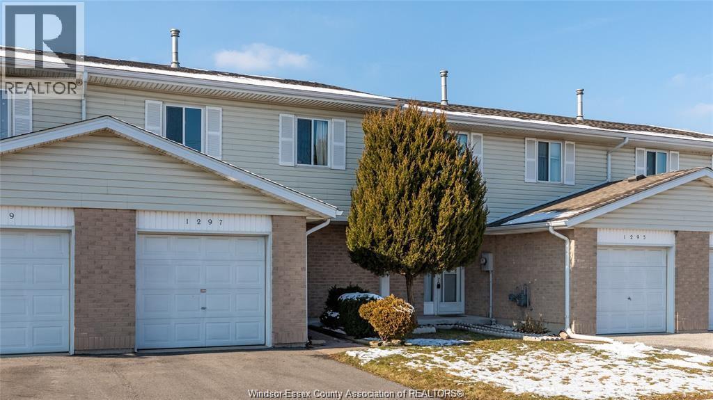 1297 Southpark Lane Unit# 83, Tecumseh, Ontario  N8N 4V2 - Photo 3 - 25022053