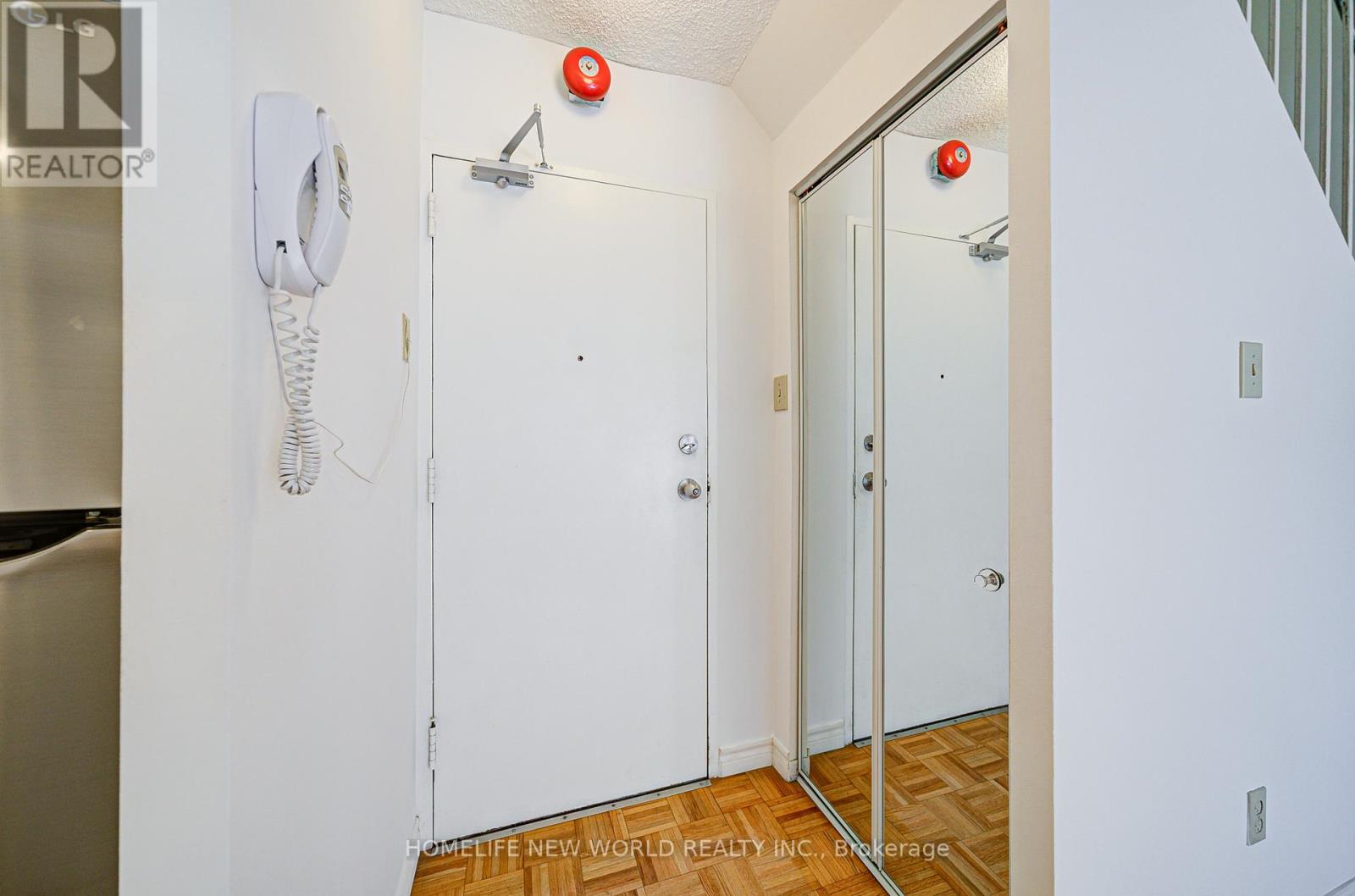 325 - 1455 Williamsport Drive, Mississauga, Ontario  L4X 2T5 - Photo 22 - W12373607