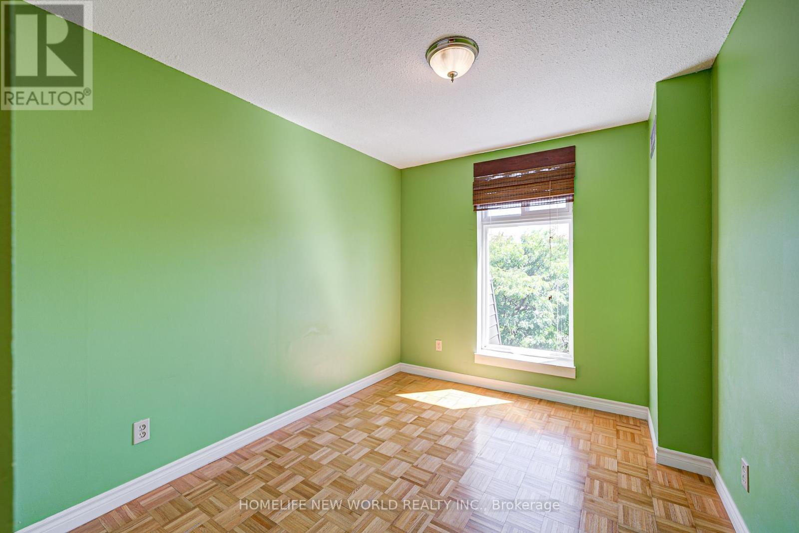 325 - 1455 Williamsport Drive, Mississauga, Ontario  L4X 2T5 - Photo 26 - W12373607