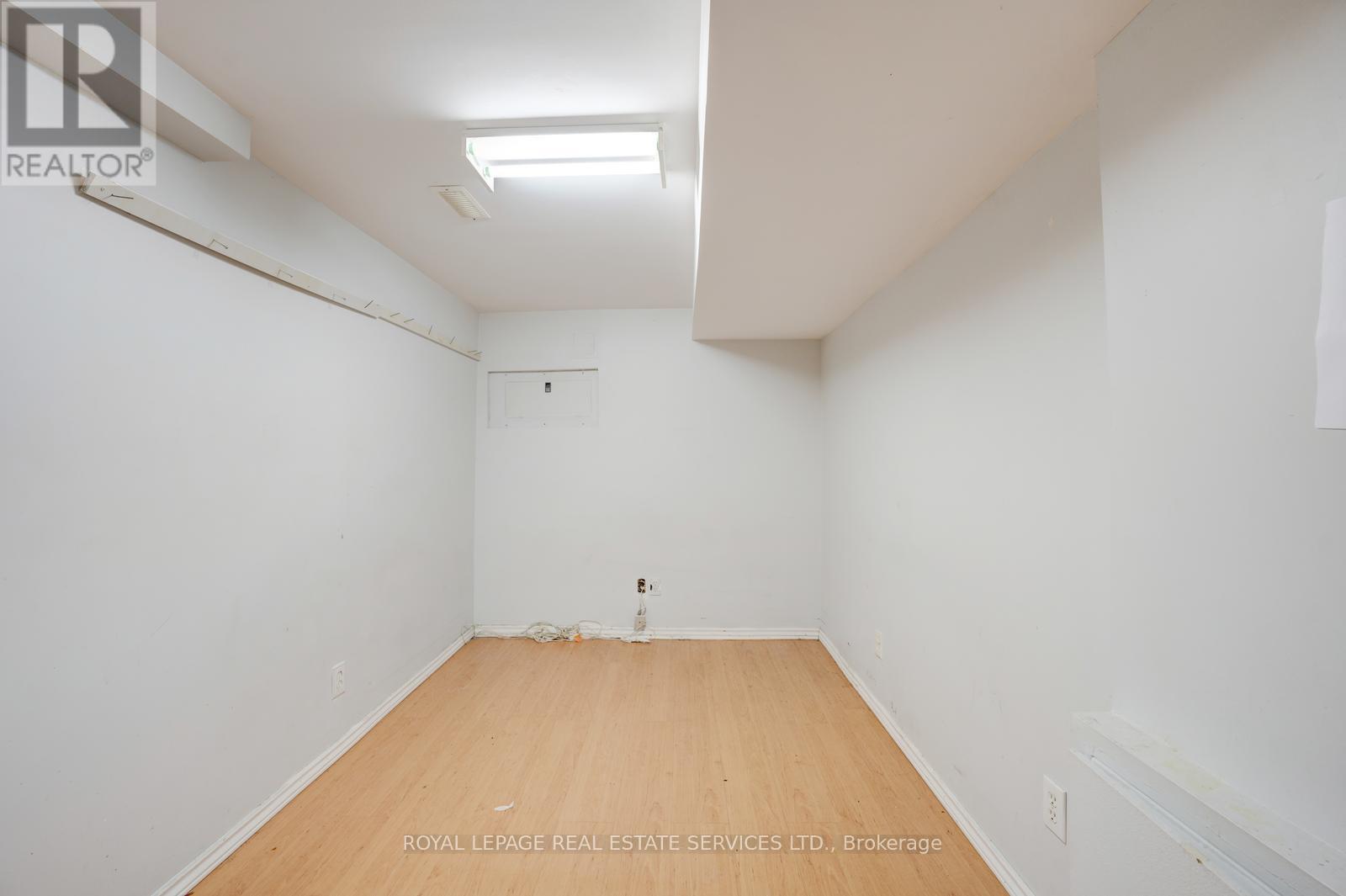 73 Mare Crescent, Toronto (West Humber-Clairville), Ontario  M9W 7E7 - Photo 34 - W12373628