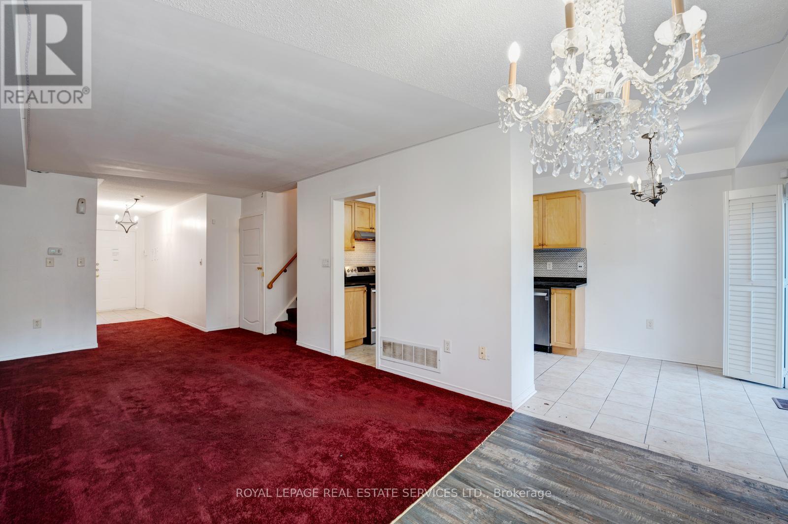 73 Mare Crescent, Toronto (West Humber-Clairville), Ontario  M9W 7E7 - Photo 6 - W12373628