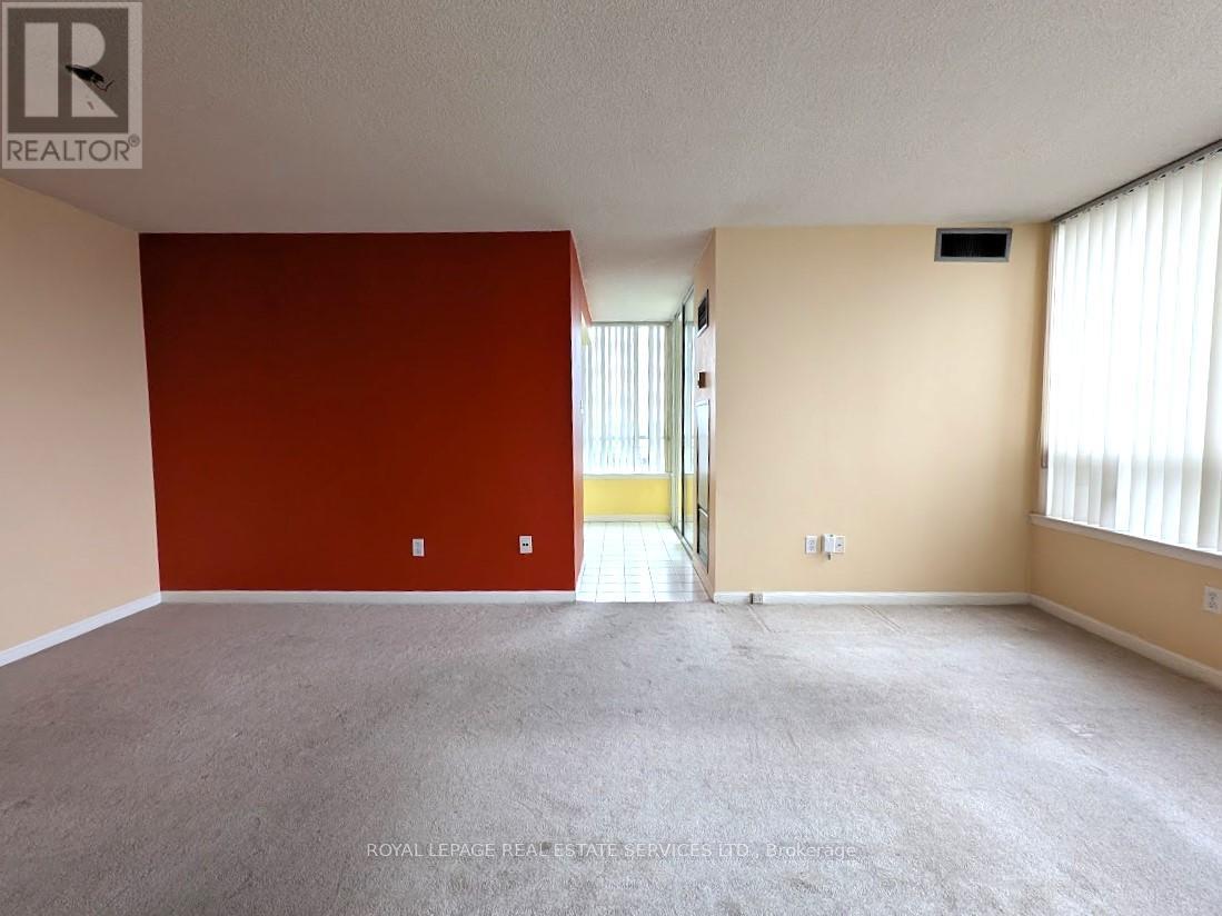 510 - 550 Webb Drive, Mississauga, Ontario  L5B 3Y4 - Photo 6 - W12373631