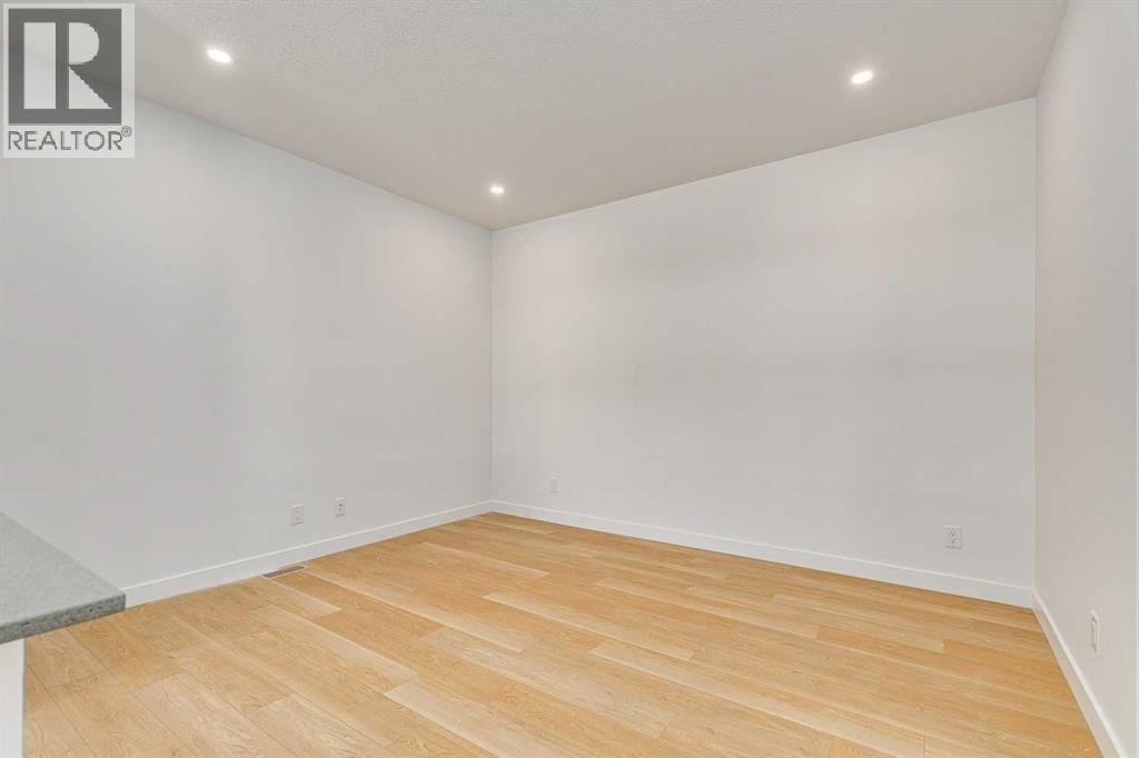 Property at 303, 65 Belvedere Point SE image 4