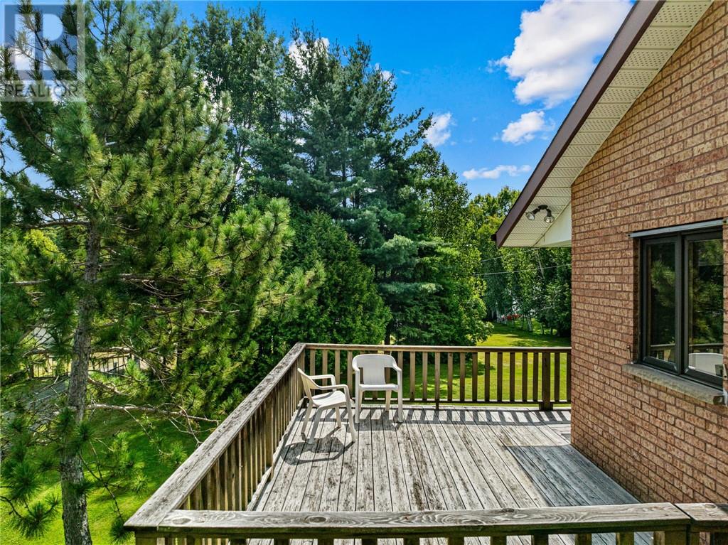 Property at 1763 Sunnyside Road image 1