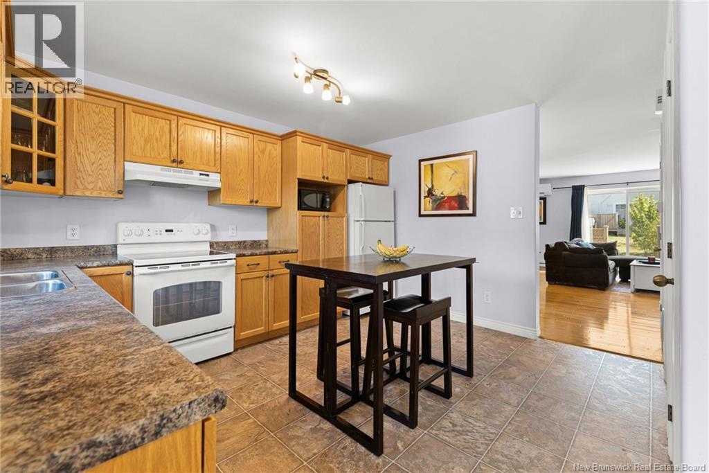137 Damien, Dieppe, New Brunswick  E1A 0G2 - Photo 7 - NB125693