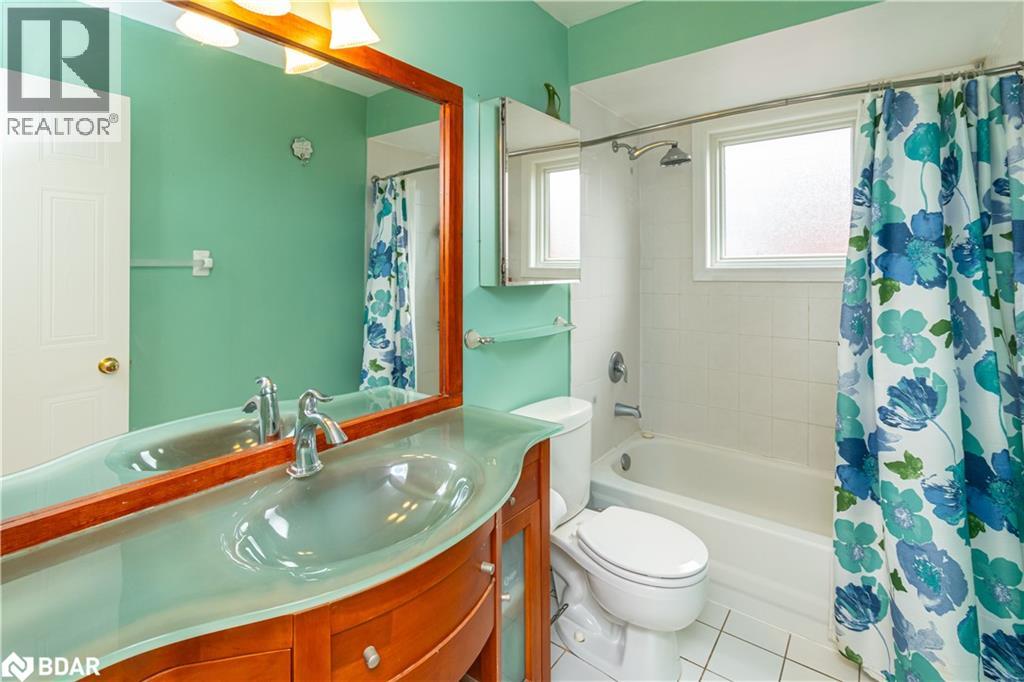 1053 Westmount Avenue, Innisfil, Ontario  L9S 1W7 - Photo 10 - 40763814