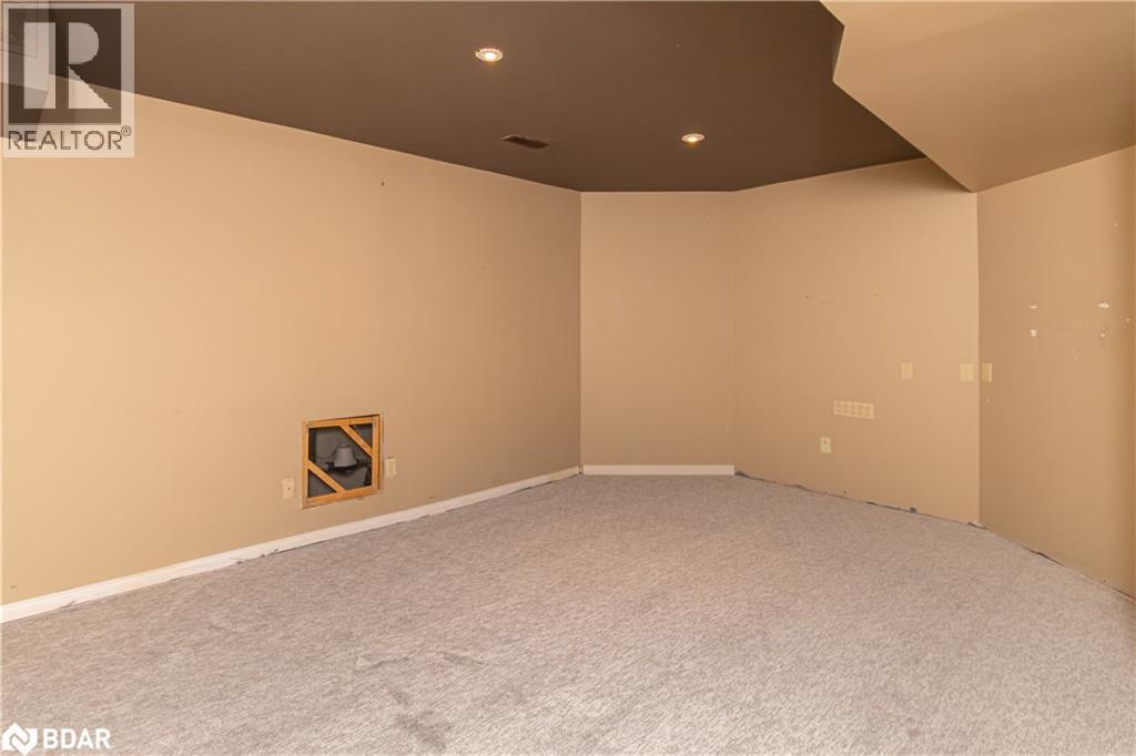 1053 Westmount Avenue, Innisfil, Ontario  L9S 1W7 - Photo 17 - 40763814