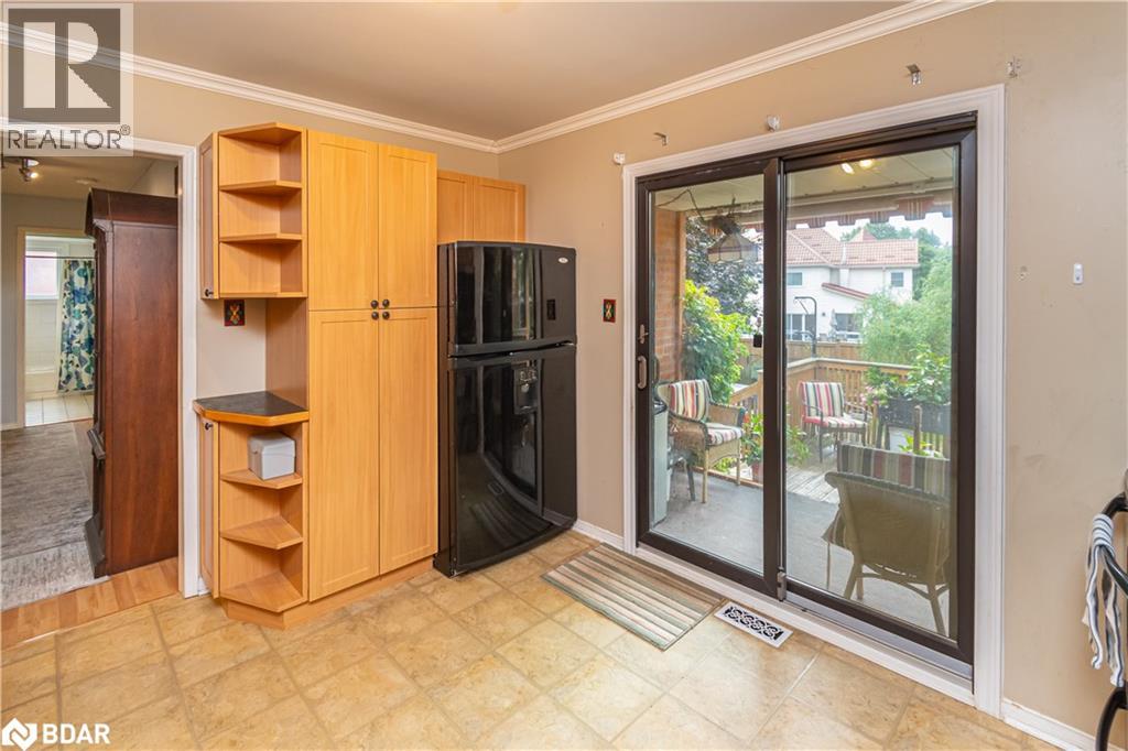 1053 Westmount Avenue, Innisfil, Ontario  L9S 1W7 - Photo 7 - 40763814