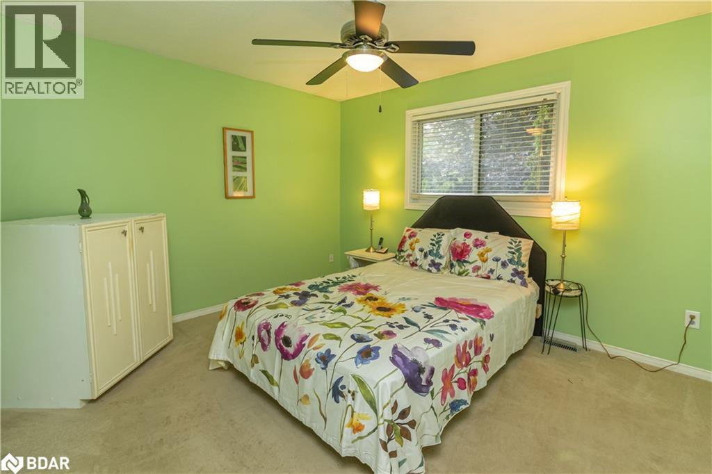 1053 Westmount Avenue, Innisfil, Ontario  L9S 1W7 - Photo 9 - 40763814