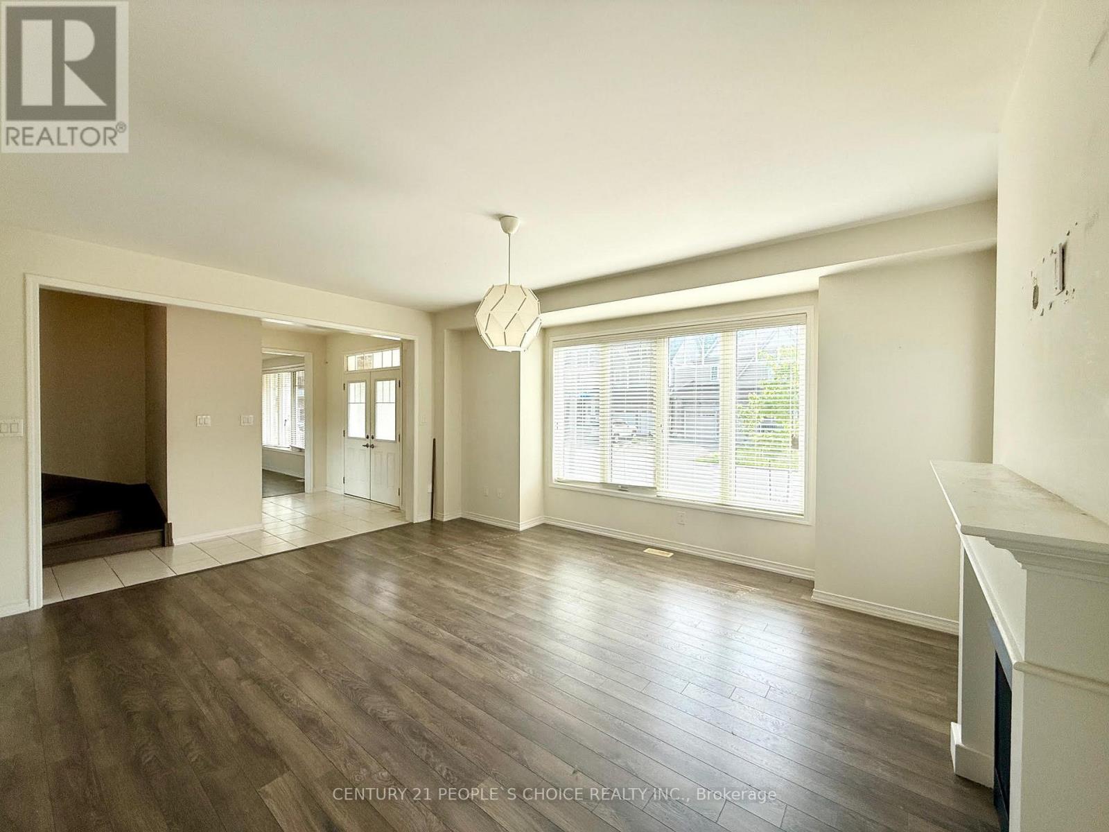 8612 Chickory Trail, Niagara Falls, Ontario  L2H 3S4 - Photo 11 - X12373597