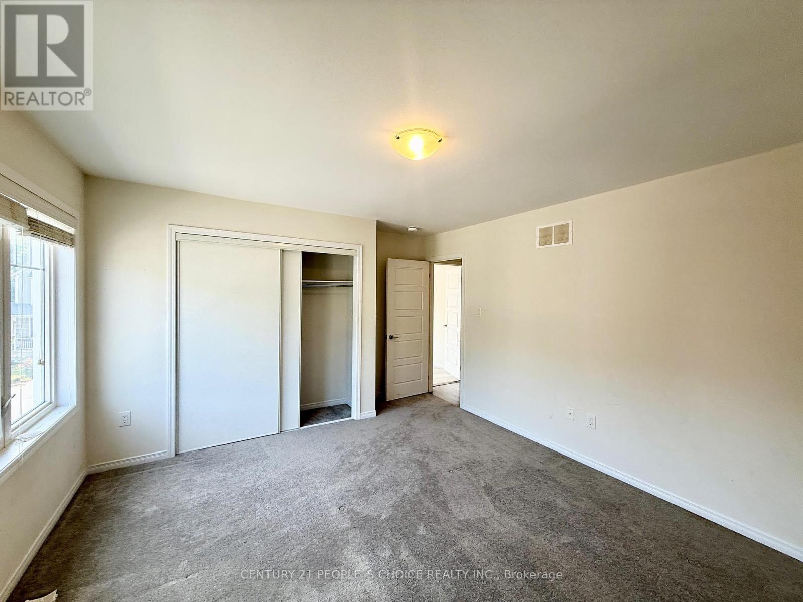 8612 Chickory Trail, Niagara Falls, Ontario  L2H 3S4 - Photo 17 - X12373597