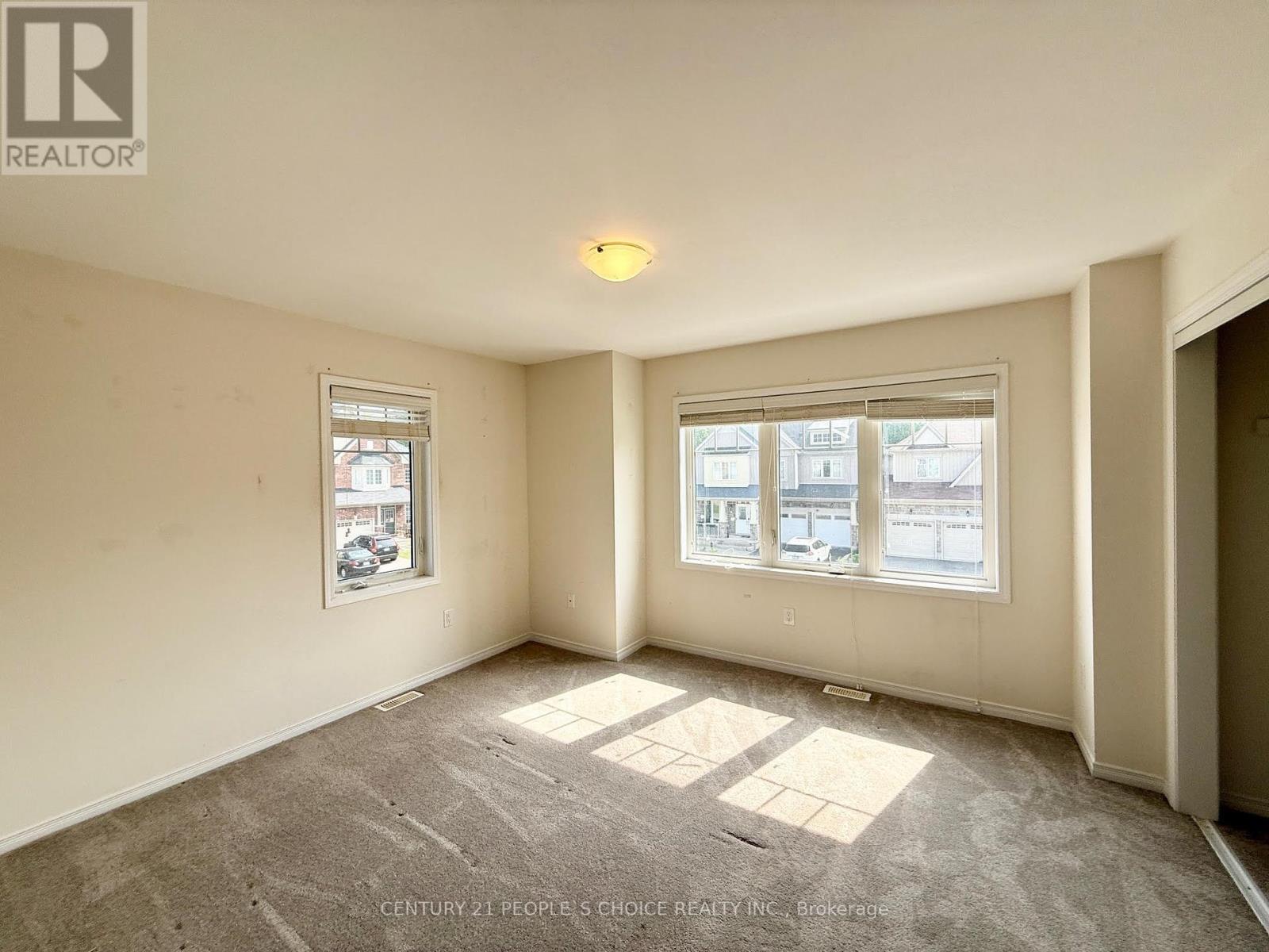 8612 Chickory Trail, Niagara Falls, Ontario  L2H 3S4 - Photo 20 - X12373597