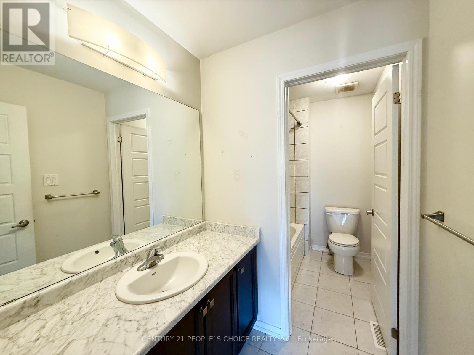 8612 Chickory Trail, Niagara Falls, Ontario  L2H 3S4 - Photo 24 - X12373597