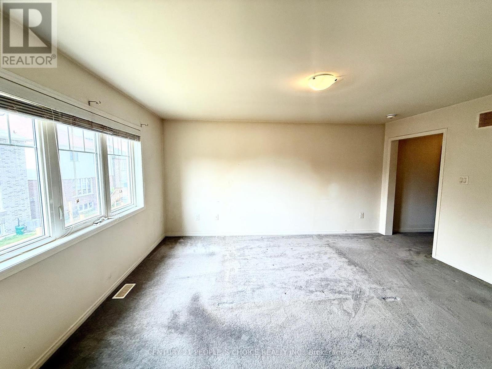8612 Chickory Trail, Niagara Falls, Ontario  L2H 3S4 - Photo 28 - X12373597