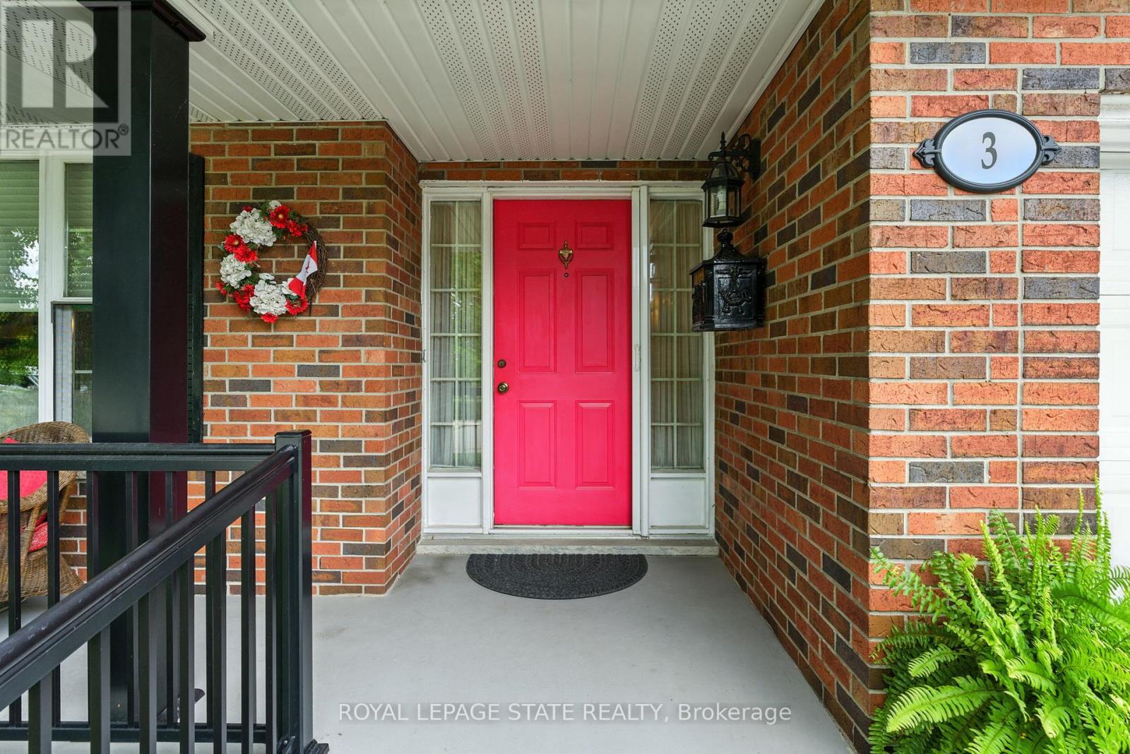 3 Atkins Drive, Hamilton (Gurnett), Ontario  L9C 6T6 - Photo 4 - X12373635