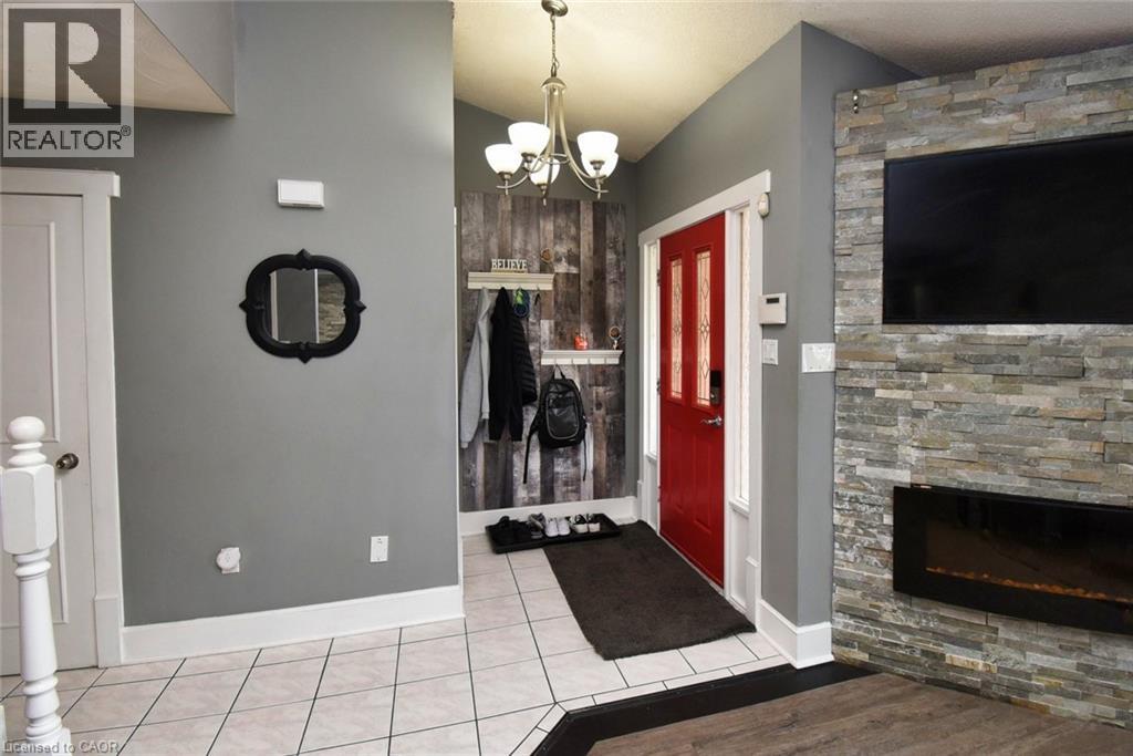 448 Acadia Drive, Hamilton, Ontario  L8W 3A4 - Photo 3 - 40765124