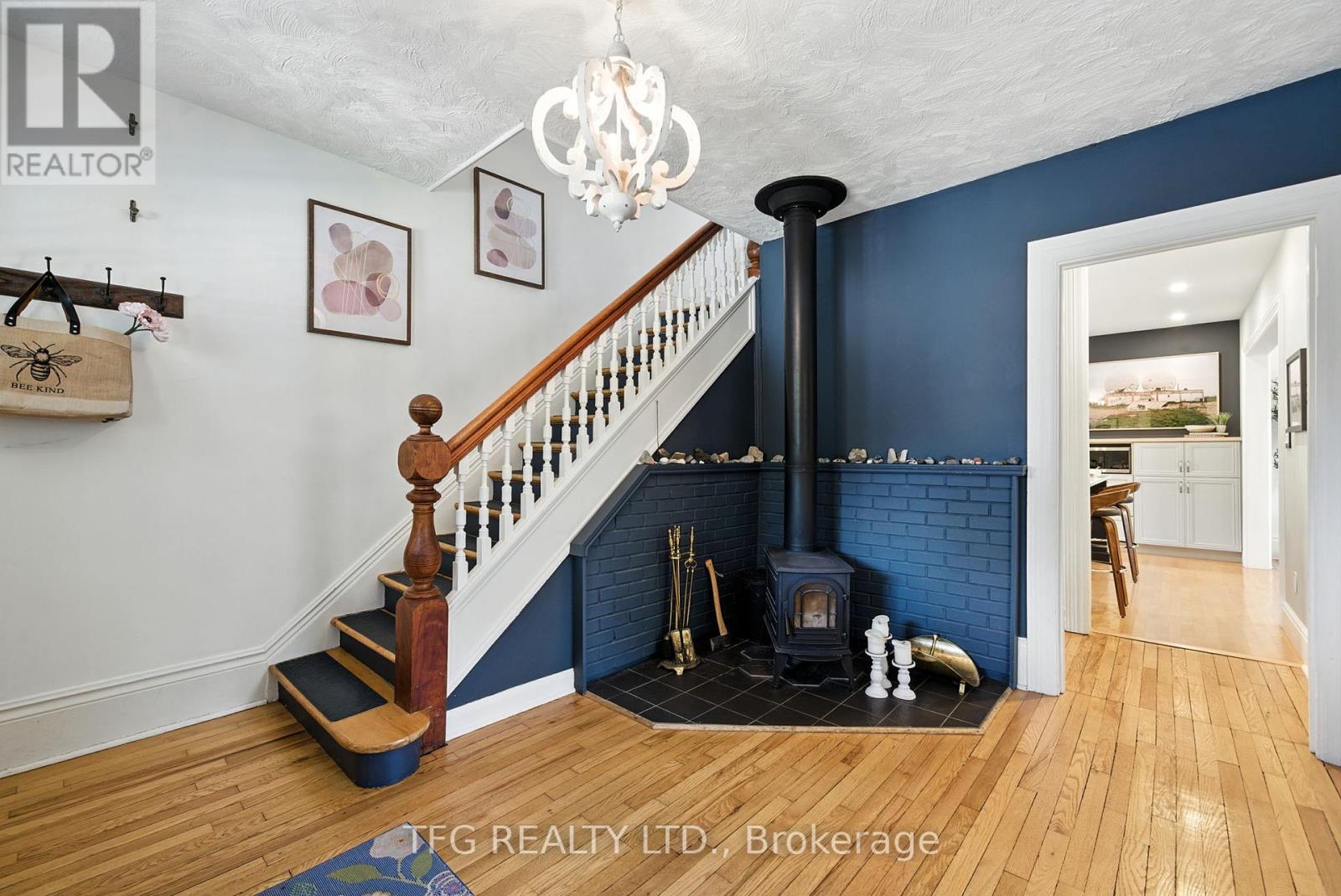 384 Ball Street, Cobourg, Ontario  K9A 3J2 - Photo 6 - X12373949