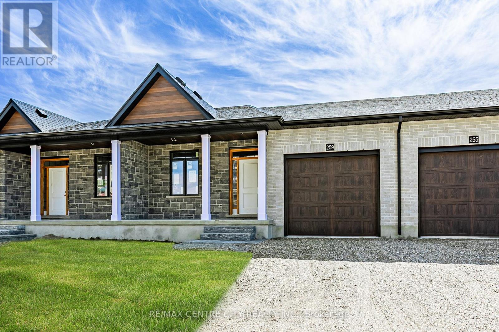 259 South Carriage Road, London North, Ontario  N6H 0B5 - Photo 6 - X12373995
