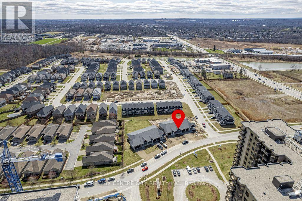 259 South Carriage Road, London North, Ontario  N6H 0B5 - Photo 7 - X12373995