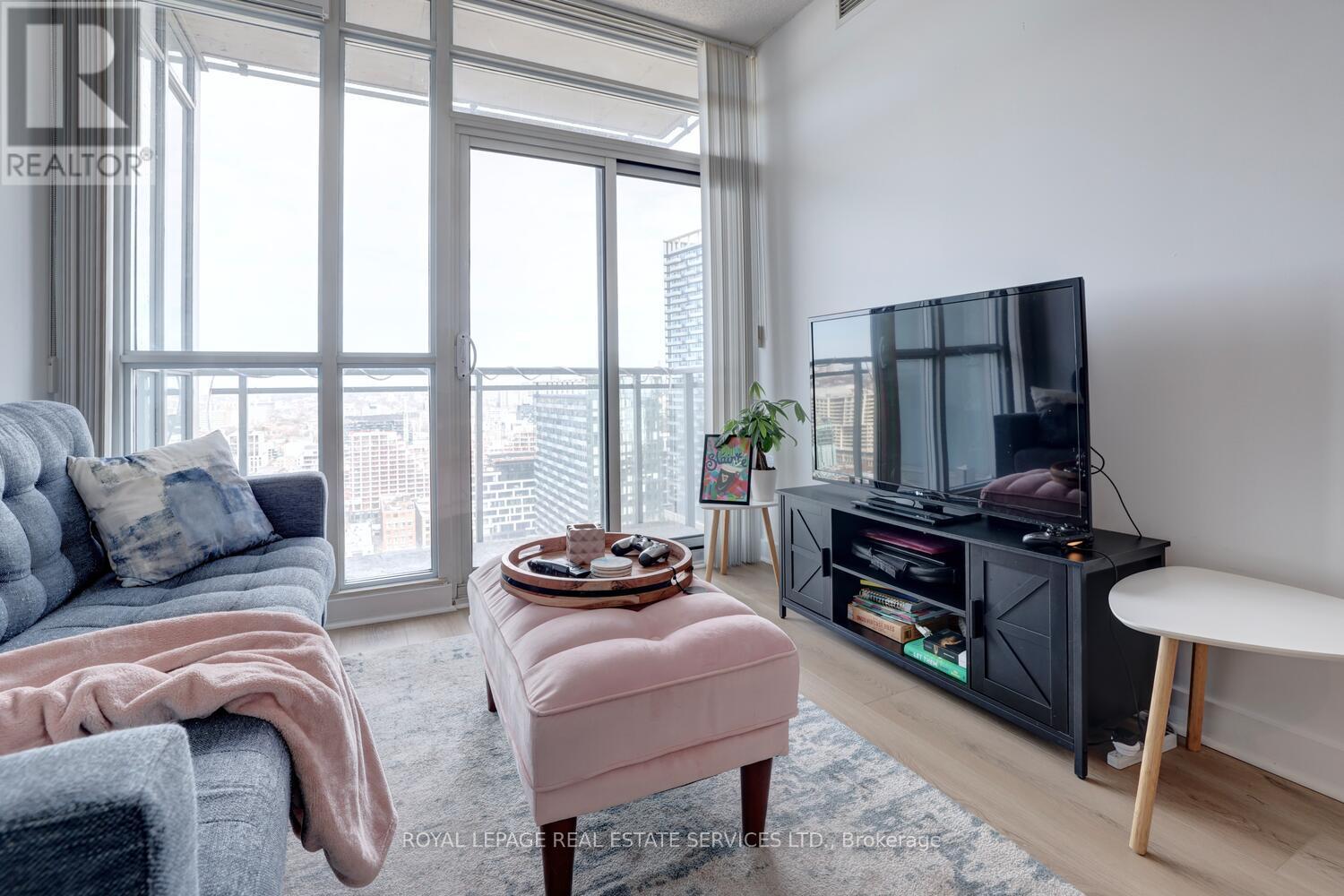 3515 - 15 Iceboat Terrace, Toronto, Ontario  M5V 4A5 - Photo 14 - C12373883