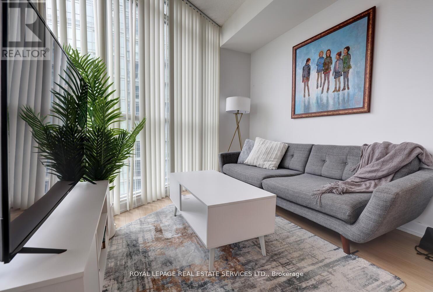 3902 - 21 Iceboat Terrace, Toronto, Ontario  M5V 4A9 - Photo 16 - C12373888
