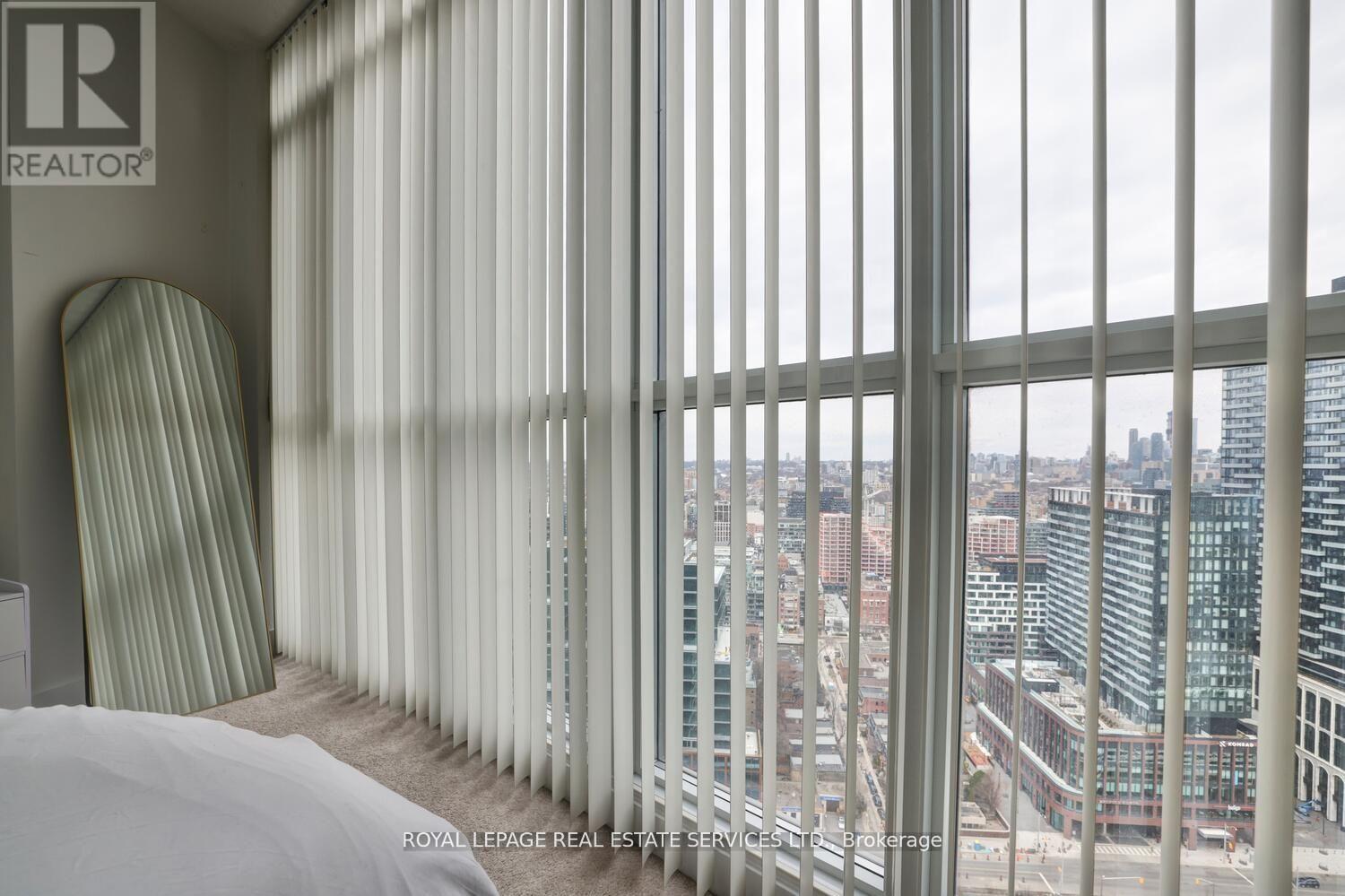 3902 - 21 Iceboat Terrace, Toronto, Ontario  M5V 4A9 - Photo 19 - C12373888
