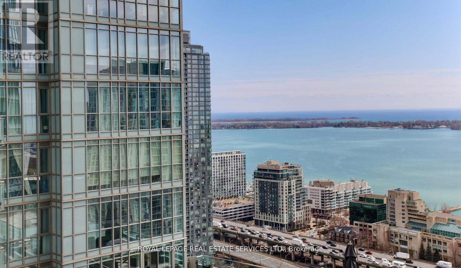 3902 - 21 Iceboat Terrace, Toronto, Ontario  M5V 4A9 - Photo 23 - C12373888