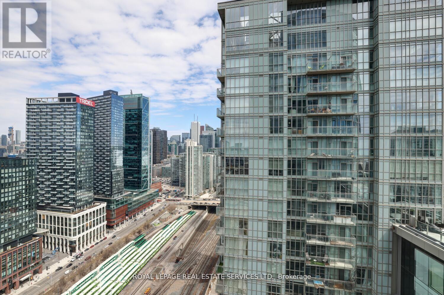 3902 - 21 Iceboat Terrace, Toronto, Ontario  M5V 4A9 - Photo 25 - C12373888