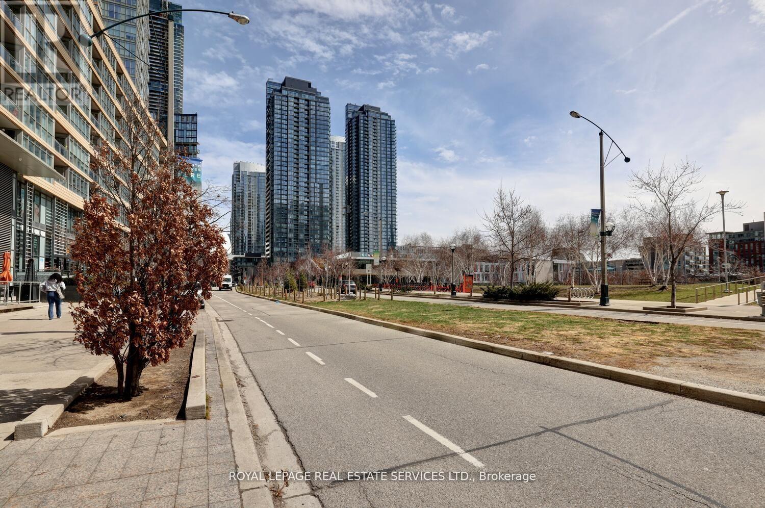 3902 - 21 Iceboat Terrace, Toronto, Ontario  M5V 4A9 - Photo 35 - C12373888